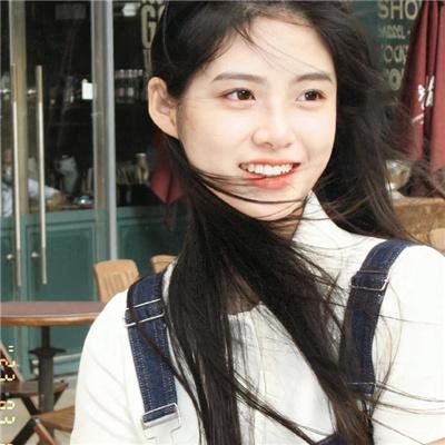 草莓棉花糖 海报